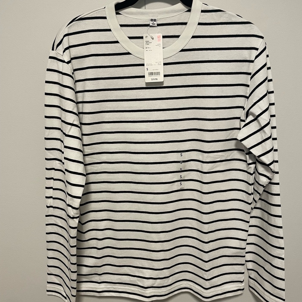 Uniqlo long sleeve t-shirt - white and black